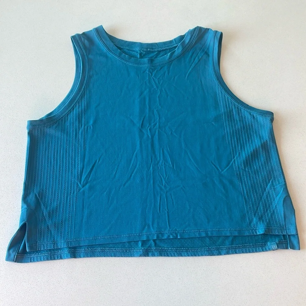 Lululemon Tank Top - Picture 1 of 3